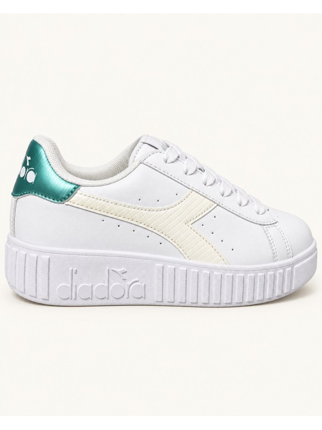 damski-beli-kozheni-ketsove-diadora